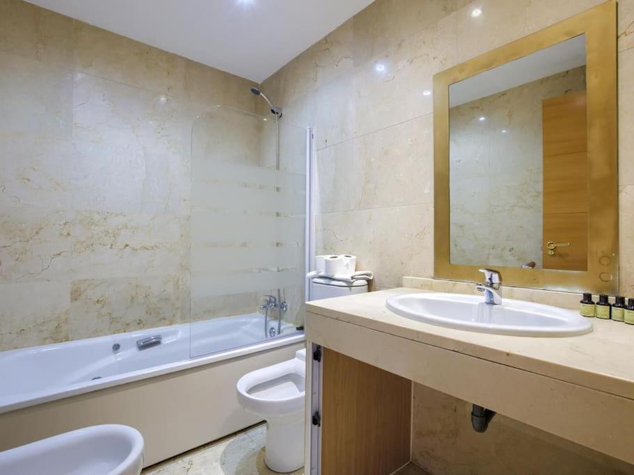Dobo Madrid Bercial Apartment เกตาเฟ ภายนอก รูปภาพ